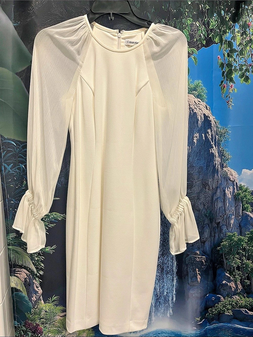 Calvin Klein Mini Dress in White Size 2 Like New